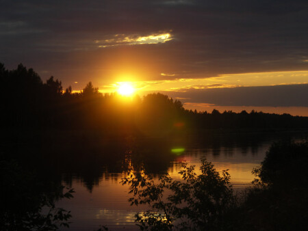 Теплый вечер у речьки