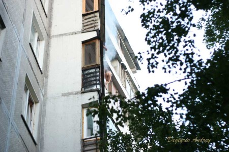 При пожаре, выскакивай, в чём мать родила!