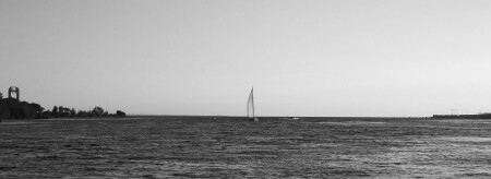 Белеет парус одинокий...