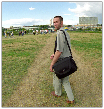 Солнечный портрет во весь рост (со спины) .=)