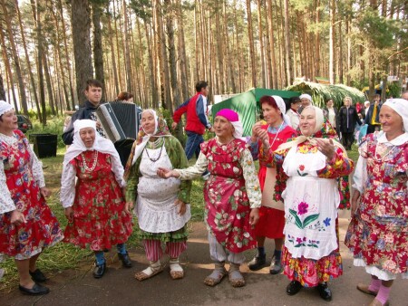 Хорошая песня...