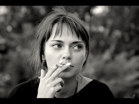 girl & cigarette
