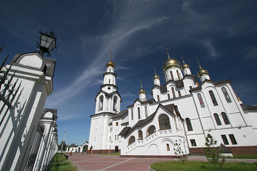 Храм