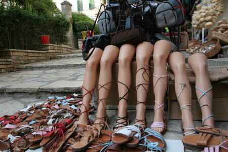 С девками я договорился - девок не будет