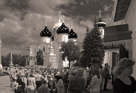 Паломничество к мощам Святого Сергия Радонежского.