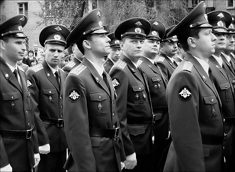 *Фото о российских офицерах, их мыслях и настроениях*. Всматривайтесь.