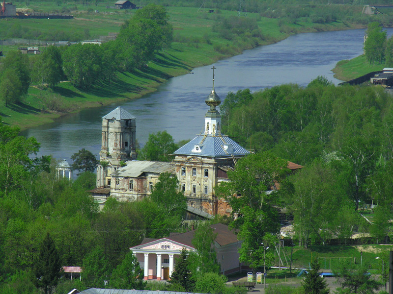 Храм
