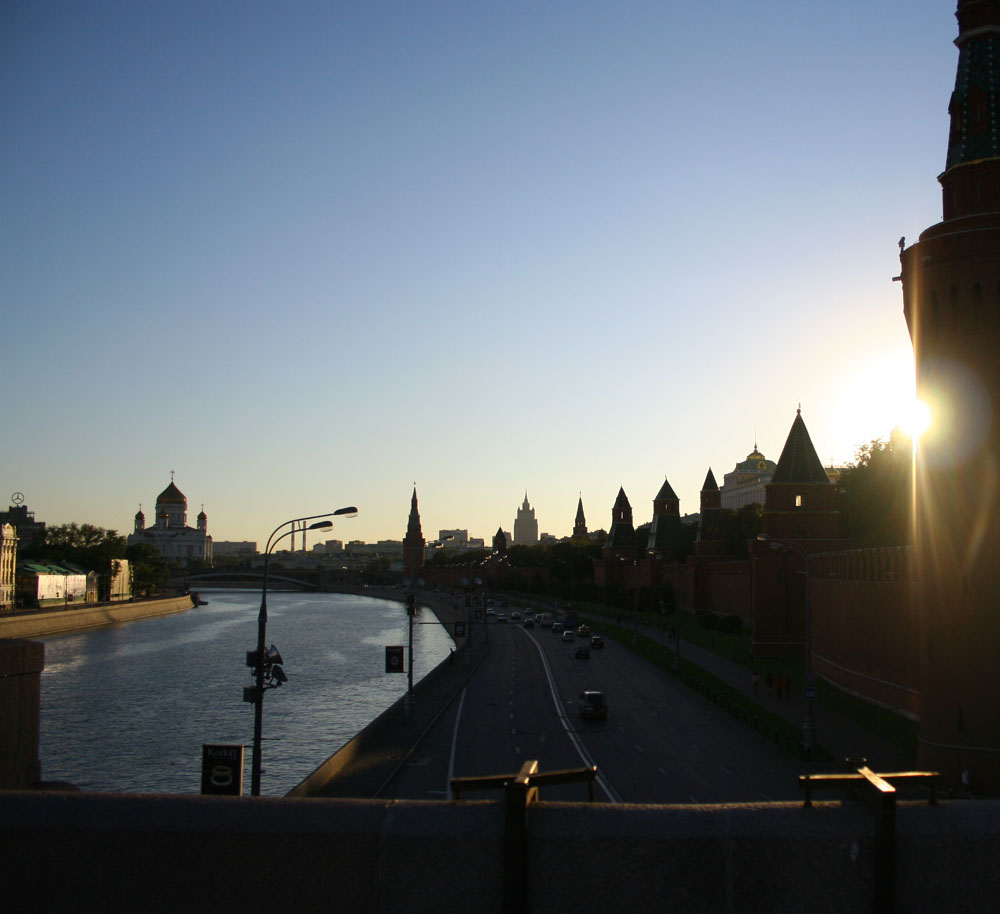 Вечерняя. Московская...