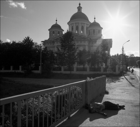 В уездном городе N