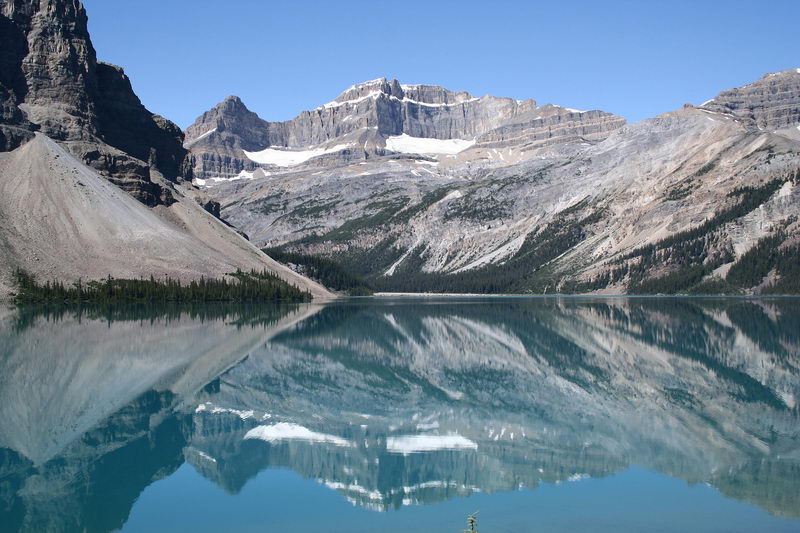 Along Icefields parkway