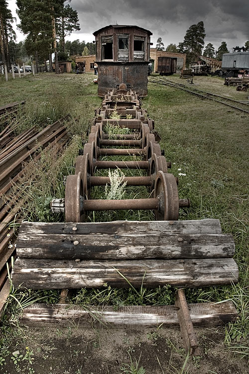 Dead machinery