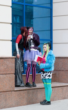 Три девицы под окном - 2005