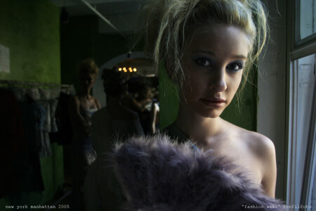 "EYES. FASHION WEEK" NEW YORK