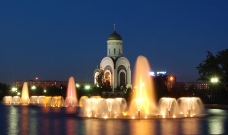 Ночные фонтаны