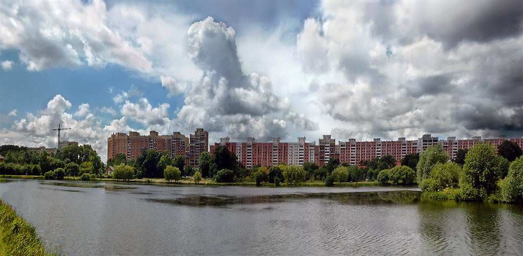 Про маленький город