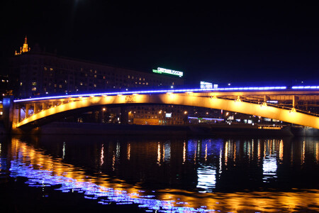 ночной метромост...