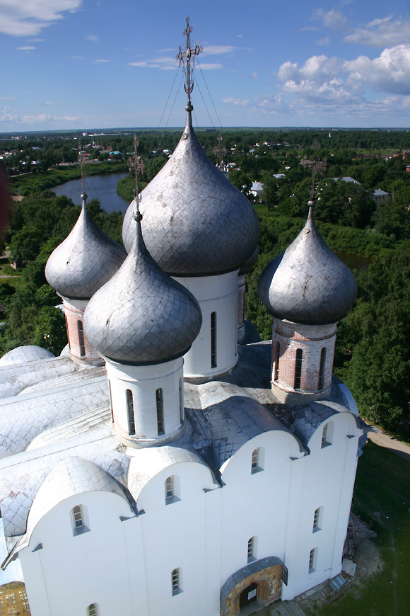 С ВЫСОТЫ