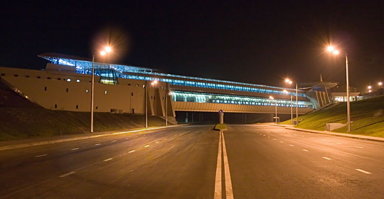 Ночной метрополитен