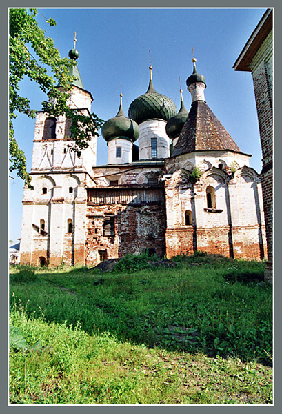 Мир контрастов
