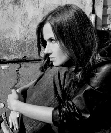 не до тебя...