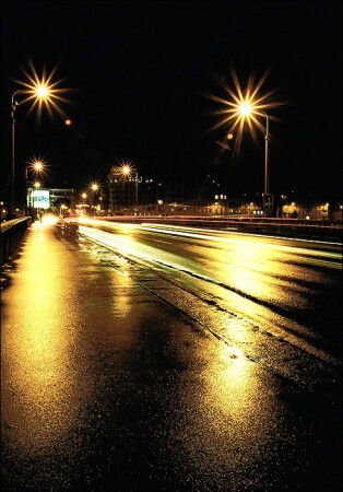 Прага. Ночной проспект