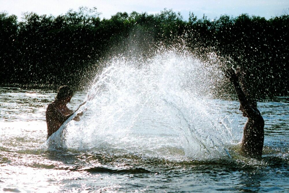 *splashes*