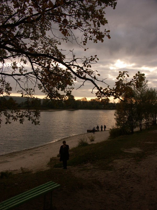 Закат на реке