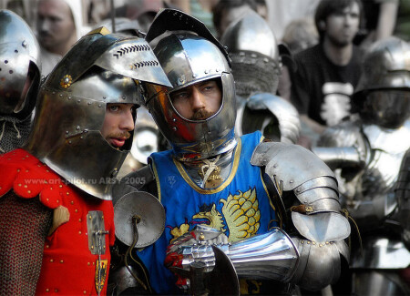 зацени вон ту...