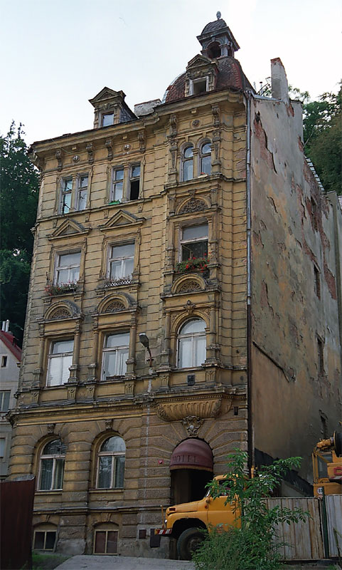 Отель 1*