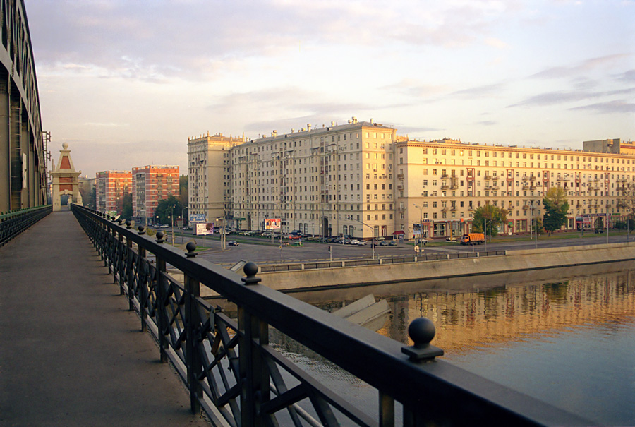 Мост и река
