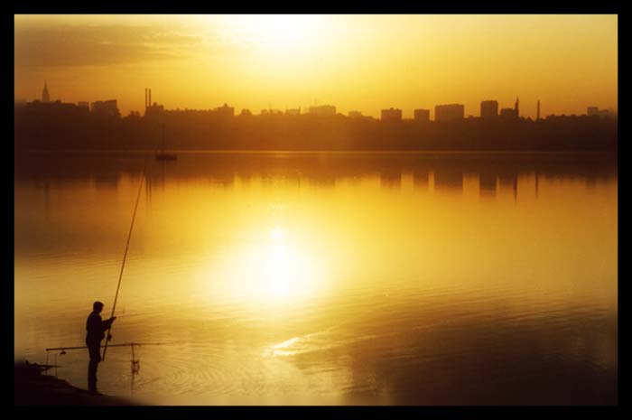 утро города