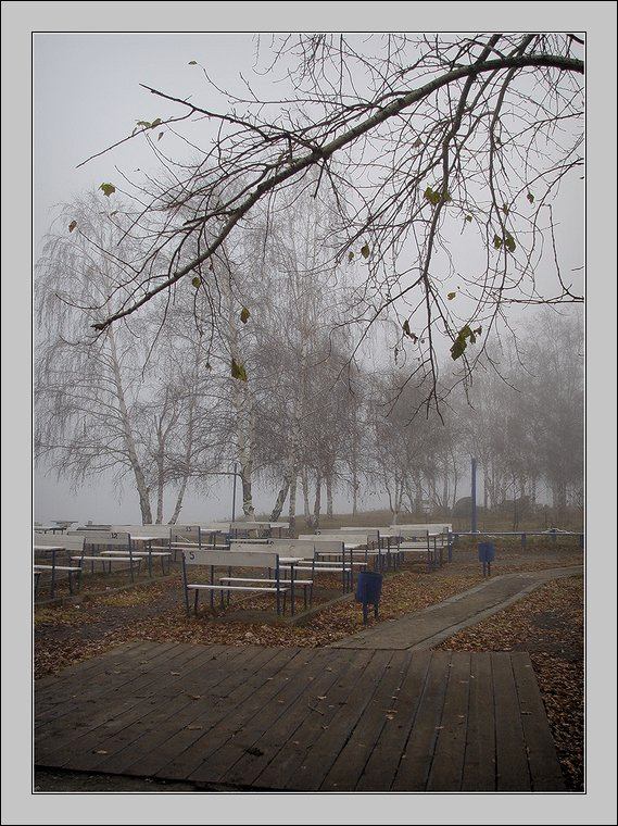 Осень.Скамейки 