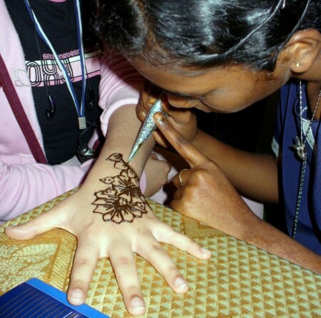 Henna painting