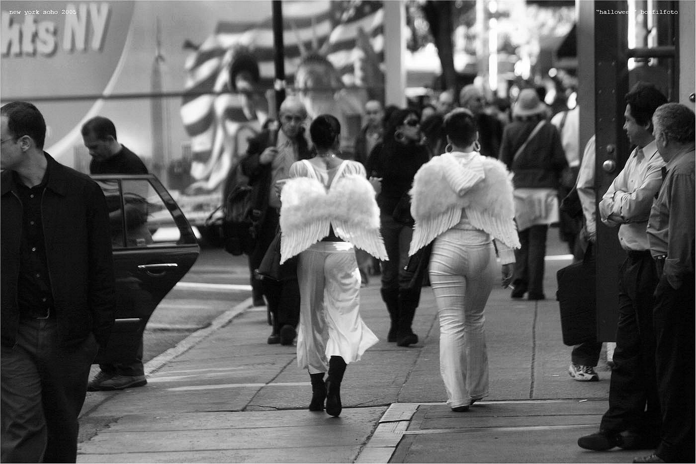 &quot;HEAVEN IS MISSING AN ANGEL...&quot; NEW YORK