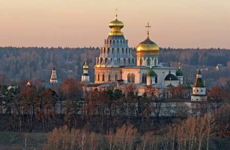 Воскресенский собор.