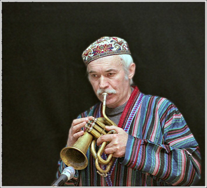 Старая труба | Old trumpet