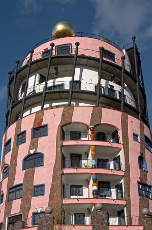 Дом, который построил Hundertwasser (2)