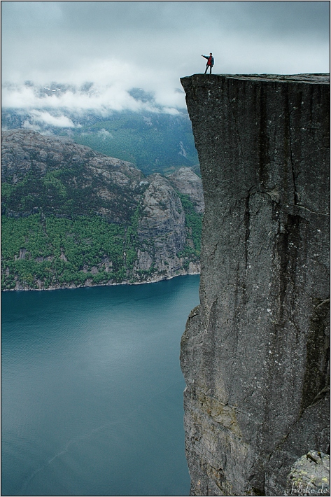 О Норвегии. Preikestolen.