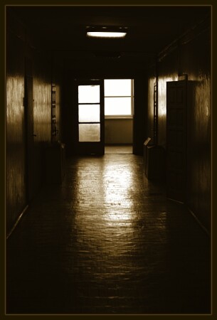 Надежды оковы