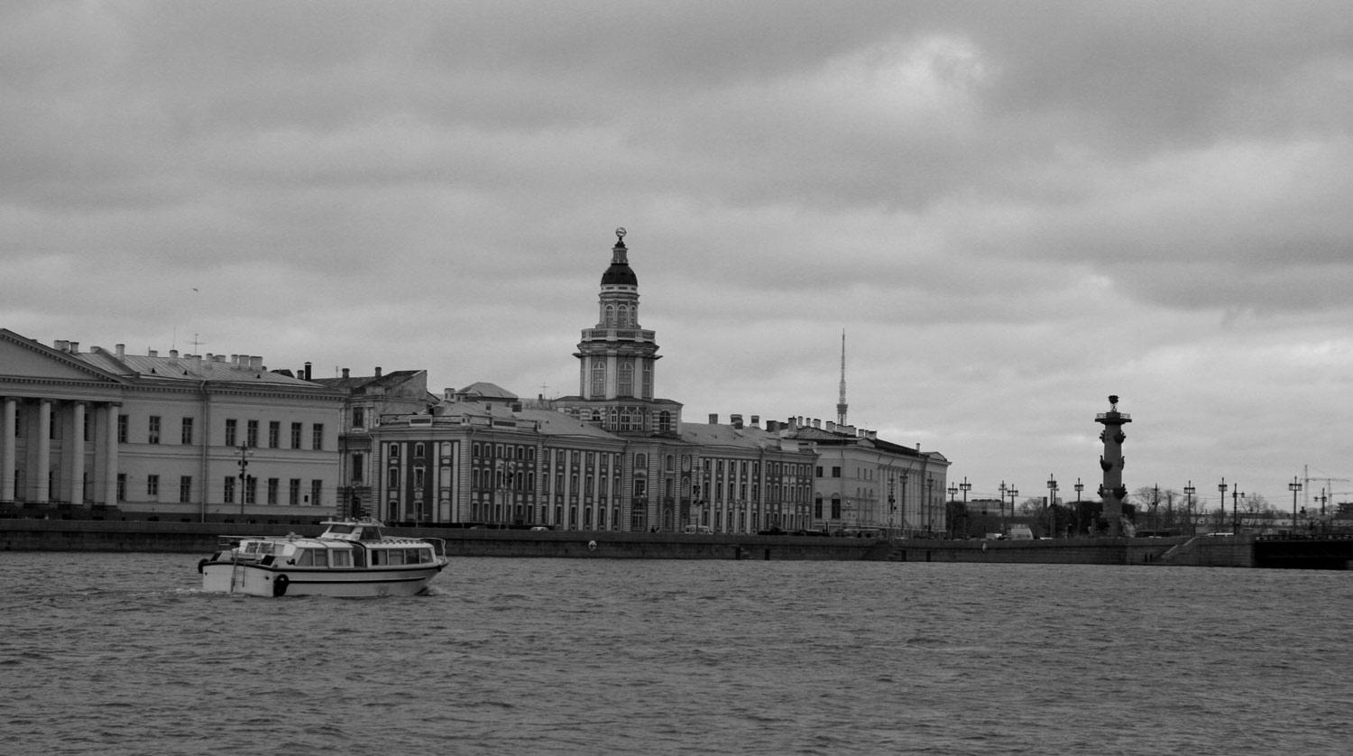 Петербургский этюд с корабликом