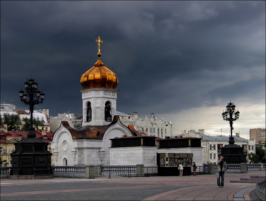 Гроза идёт.