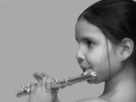 Девочка с флейтой.