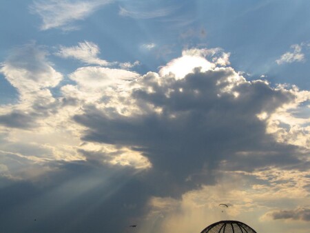 Лучи солнца