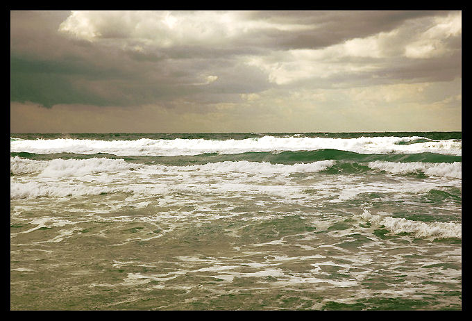 море
