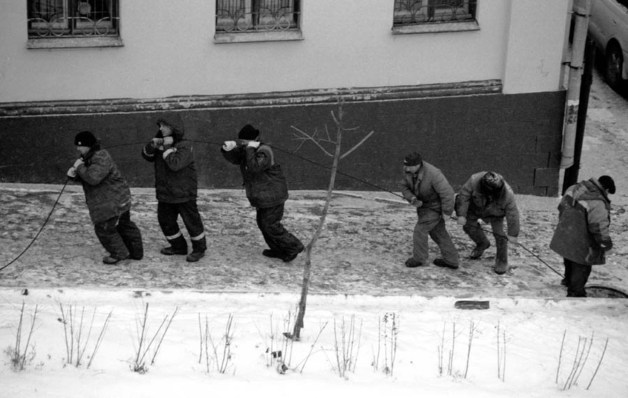 Прокладка кАбеля в условиях городской канализации
