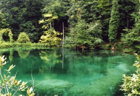 Красивое озеро