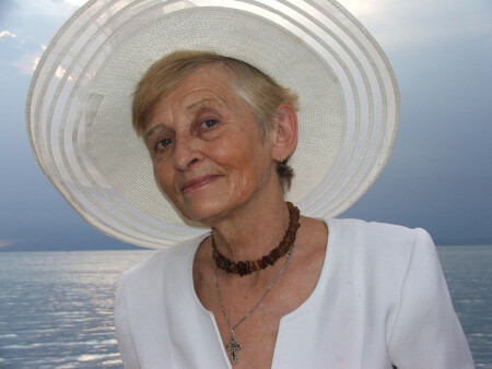 Хмуриться не надо, Лада...