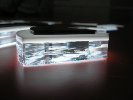 стекла зеркальные границы.