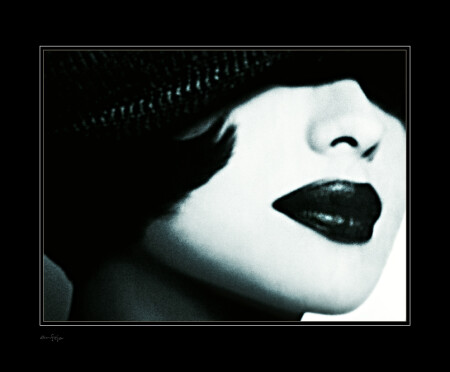 Lady - X