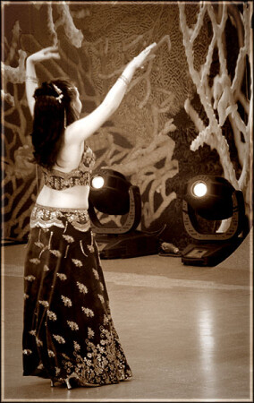 Заклинательница прожекторов